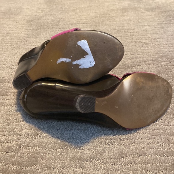 Hot Charles David heels. Size 6 but more like 6.5 - Picture 4 of 6